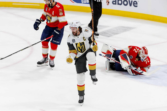 NHL: kilenc gólt ütött a Vegas, először lett Stanley-kupa-győztes