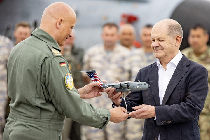 Németország alaposan bevásárol lőszerekből