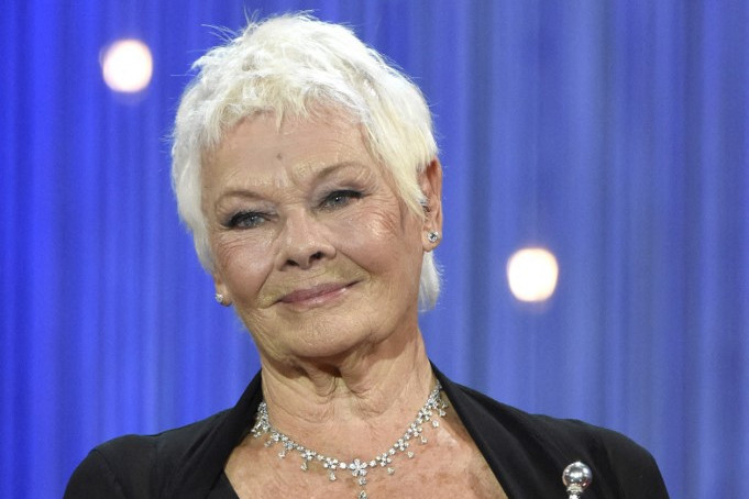 Fotó: dpa Picture-Alliance via AFP/Geisler Fotopress/Clemens Niehaus A betegsége miatt már olvasni sem tud Judi Dench