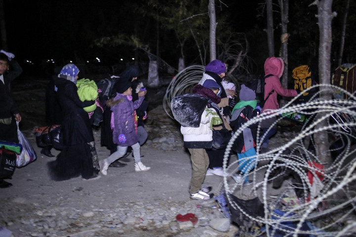 Fotó: NurPhoto via AFP/Nicolas Economou A kormány online hirdetéseivel a migráció veszélyeire akarja felhívni a figyelmet