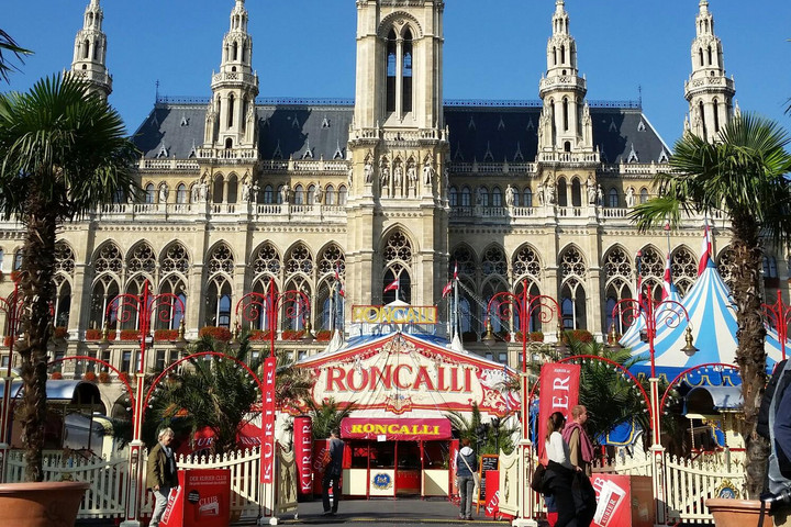 Fotó: Facebook / Roncalli Circus A német cirkusz csodálatos megoldása - VIDEÓ