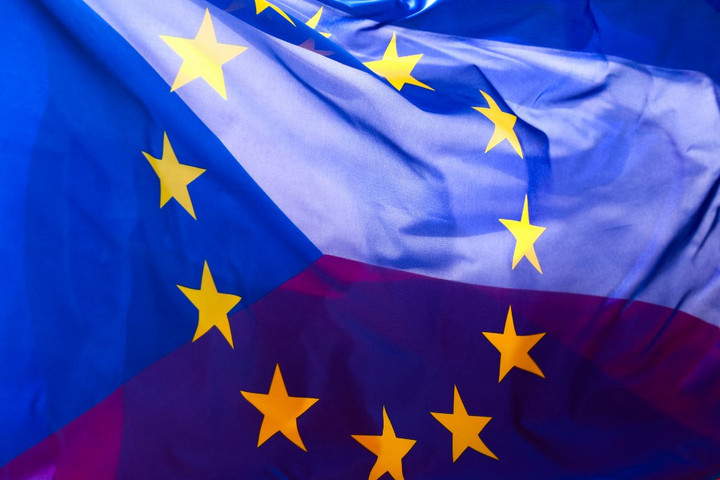 Visszaesett az EU támogatottsága Csehországban a múlt évhez képest