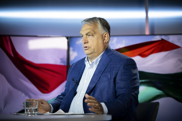 Fotó: MTI/Miniszterelnöki Sajtóiroda/Fischer Zoltán Orbán Viktor Edda-slágerrel emlékezett meg erdélyi útjáról