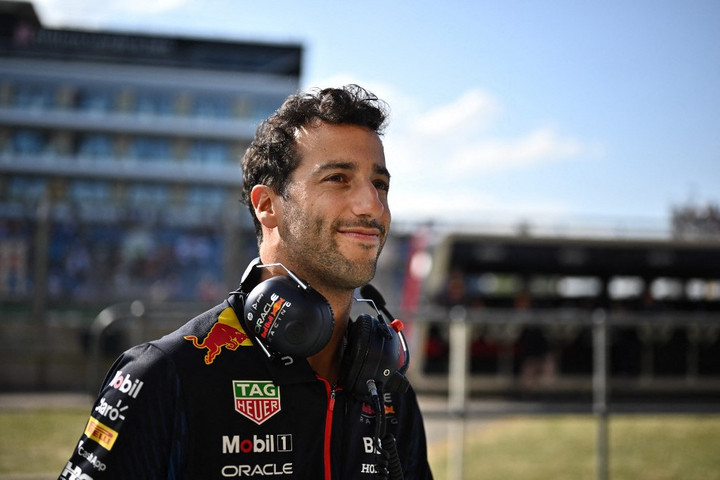 Magyar Nagydíj – Ricciardo visszatér, De Vriest váltja az Alpha Taurinál