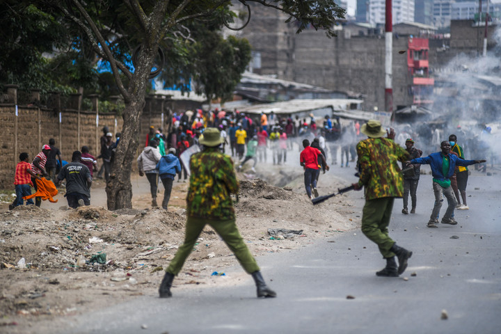 Többen meghaltak kormányellenes tüntetésekben Kenyában