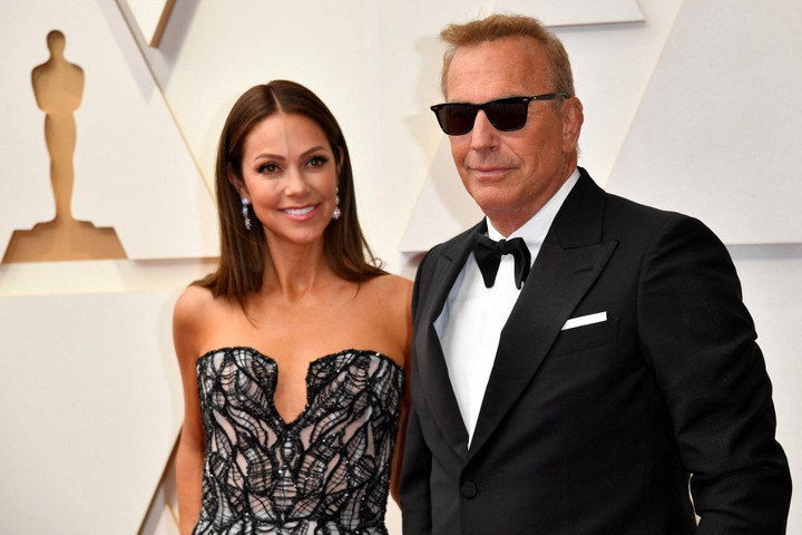 Fotó: AFP/Angela Weiss Kevin Costner boldog, a bíróság döntött