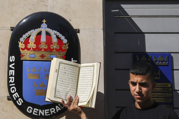Fotó: AFP/Hazem Bader Rendkívüli ülést tart az ENSZ Emberi Jogi Tanácsa a svédországi Korán-égetés miatt