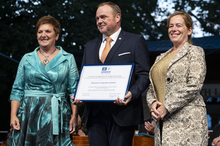 Fotó: MTI/Bodnár Boglárka UNESCO: a szellemi kulturális örökség reprezentatív elemei között a magyar vonós zenekari hagyomány