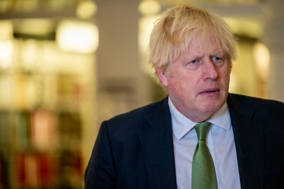 Medvegyev: Boris Johnsonnak elmegyógyintézetben van a helye