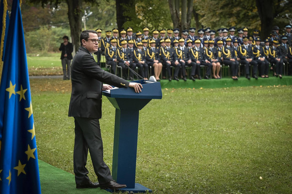 Lemondott Eduard Hellvig, a Román Hírszerző Szolgálat vezetője