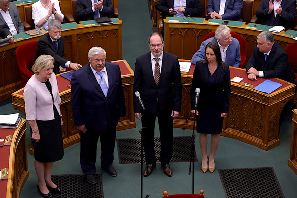 Négy új alkotmánybírót választott a parlament