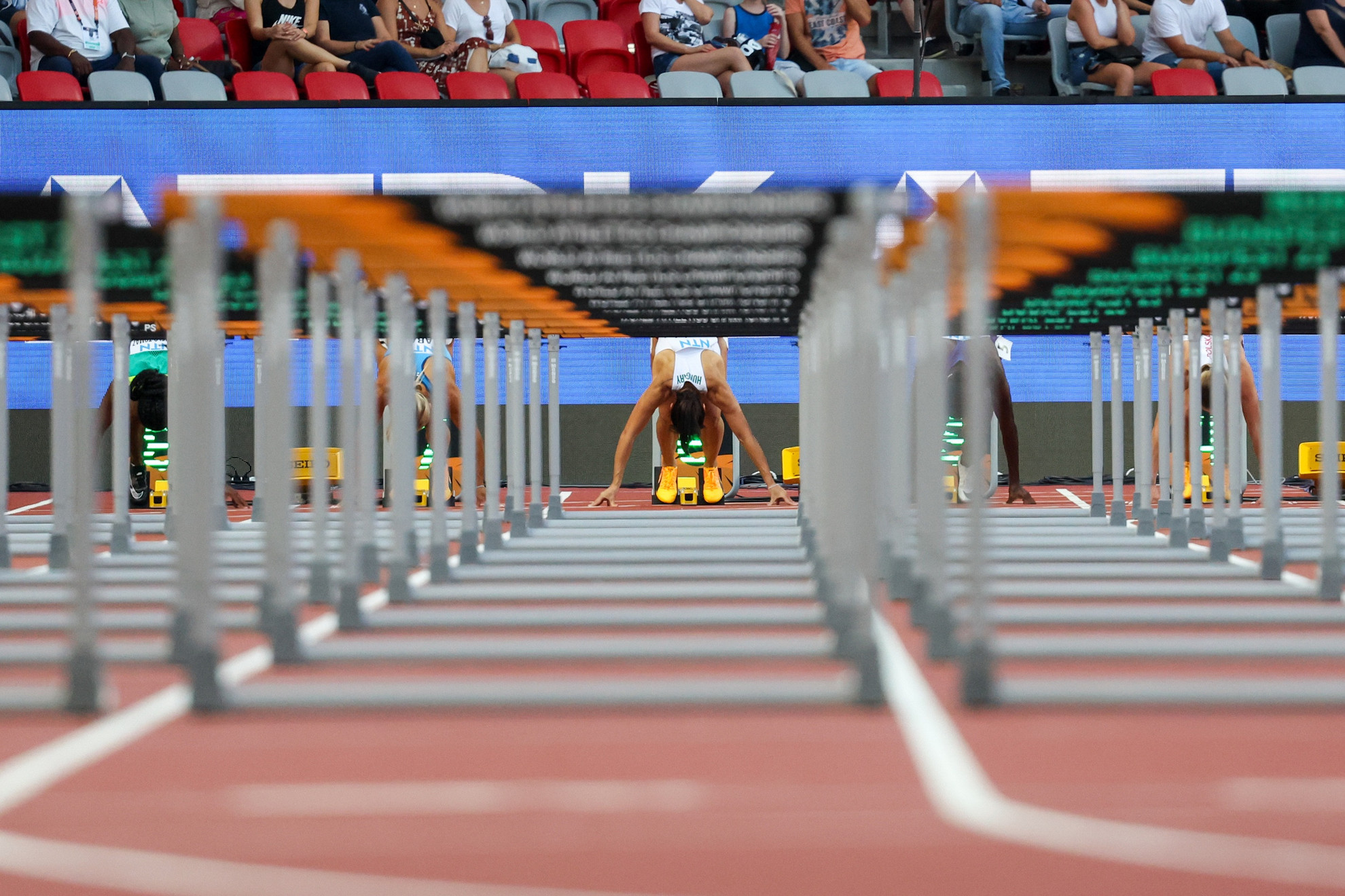 Kozák Luca továbbjutott az elődöntőbe 100 méter gáton