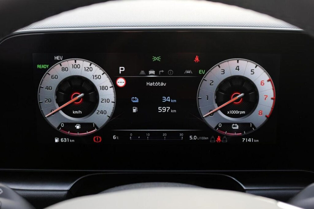 Kia Niro PHEV műszerfal