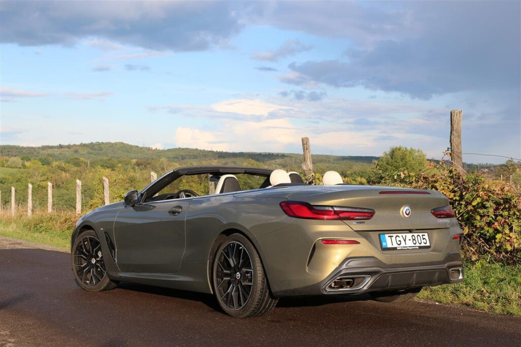 BMW M850i xDrive Cabrio