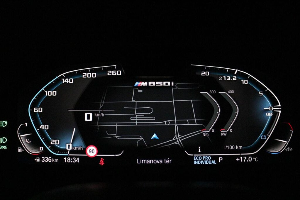 BMW M850i xDrive Cabrio