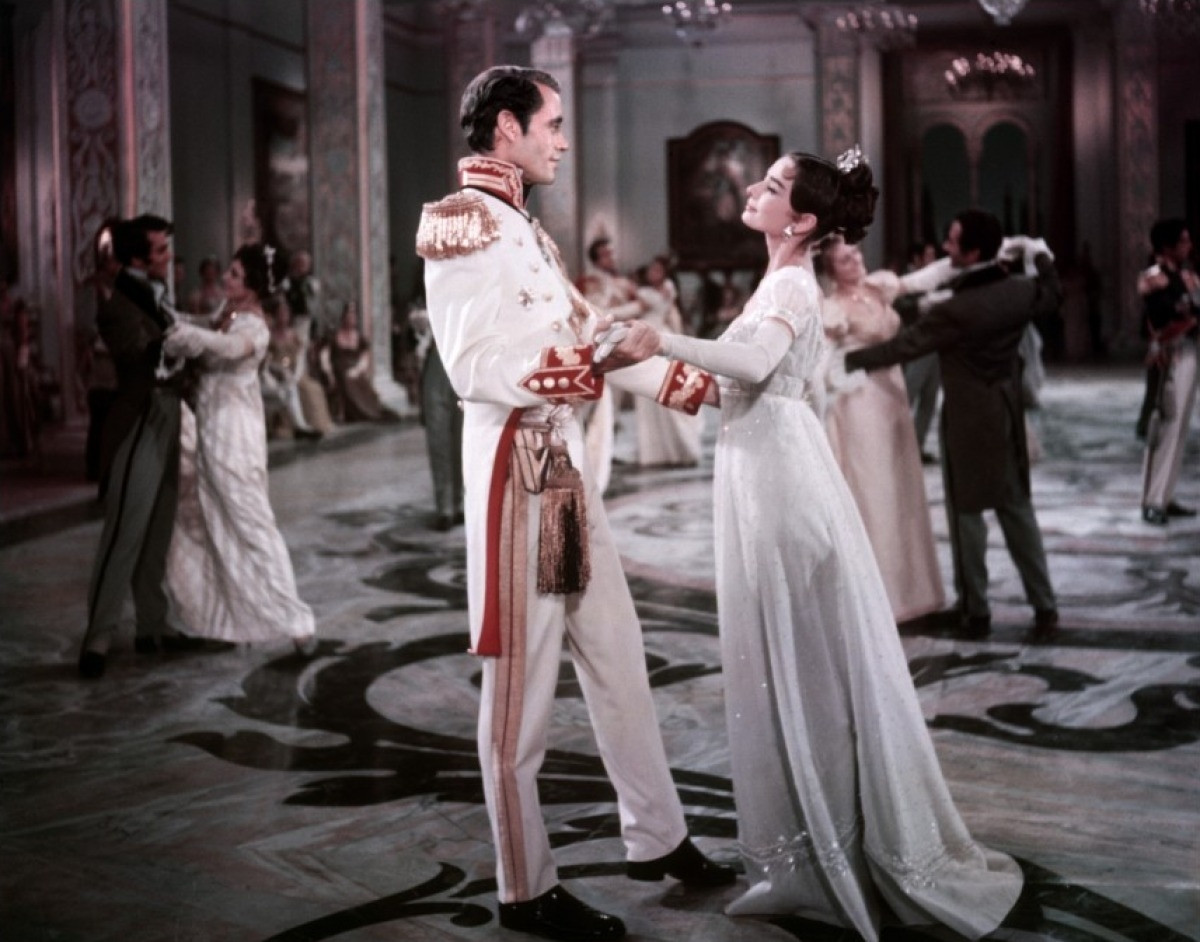Fotó: Wikipedia Mel Ferrer és Audrey Hepburn a nagy sikerű amerikai Háború és Béke című filmben