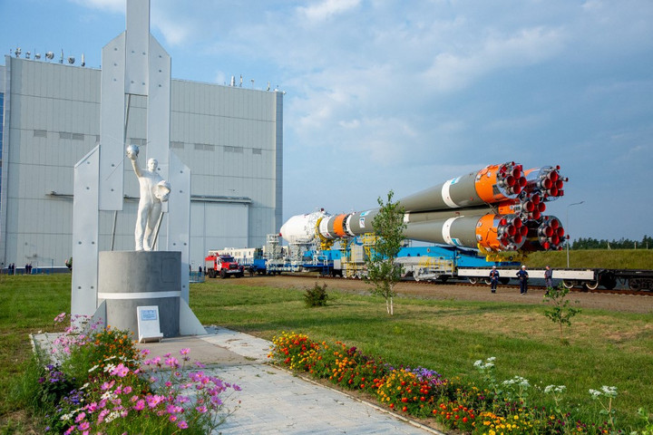 Fotó: AFP/Russian Space Agency Roscosmos /Handout Sikeres űrsétát tett két orosz űrhajós