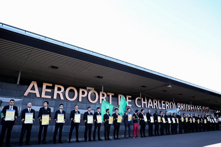 Fotó: AFP/Kenzo Tribouillard Több mint 80 járatot töröltek Belgiumban a Ryanair pilótáinak sztrájkja miatt