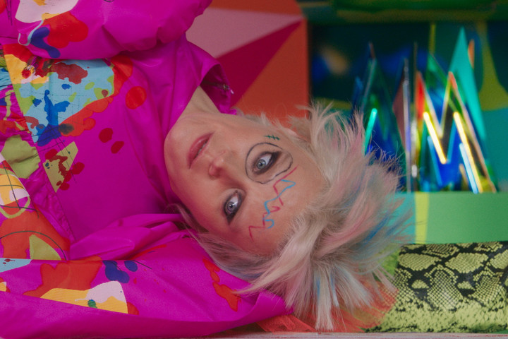Fotó: Northfoto Piacra dobják Furcsa Barbie-t, akit Kate McKinnon keltett életre a Barbie-filmben