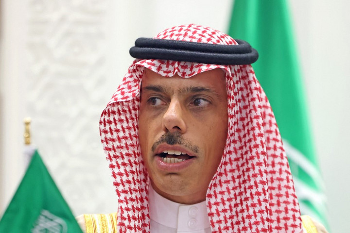Fotó: AFP/Fayez Nureldine A szaúdi–iráni kétoldalú kapcsolatokat méltatta az iráni külügyminiszter Rijádban