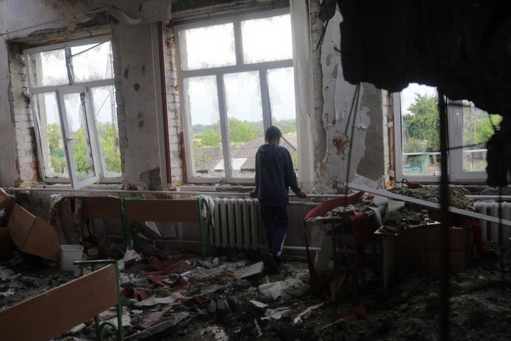 Fotó: Anadolu Agency via AFP/Gian Marco Benedetto Az ukránok kazettás bombákkal lőtték Donyeck központját