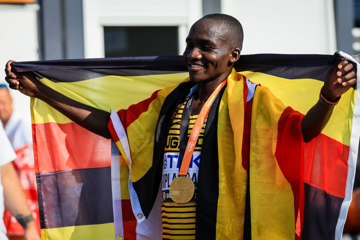 Atlétikai vb: Victor Kiplangat nyerte a férfi maratont + GALÉRIA