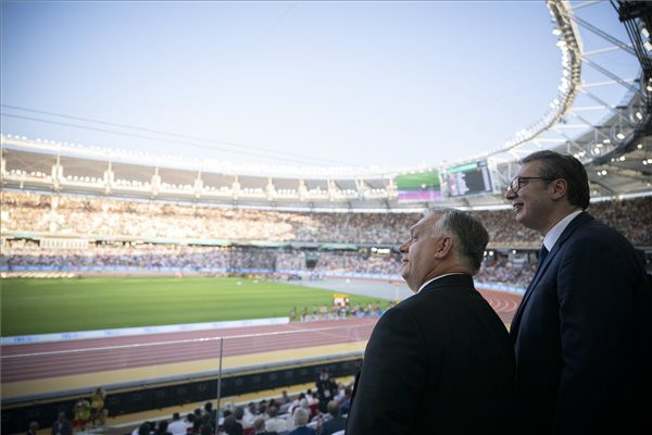 Fotó: Miniszterelnöki Sajtóiroda/Benko Vivien Cher Vučić ebben is Orbán példáját követi