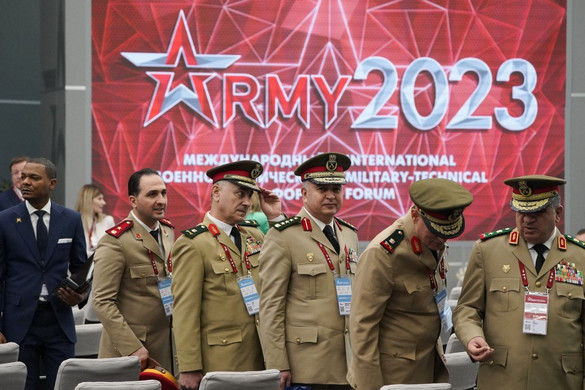 Armija 2023: ami a csövön kifér