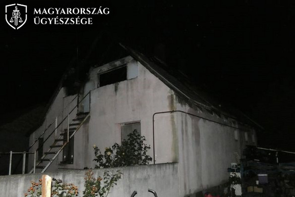 Rágyújtotta a házat a gyermekeire egy tassi férfi