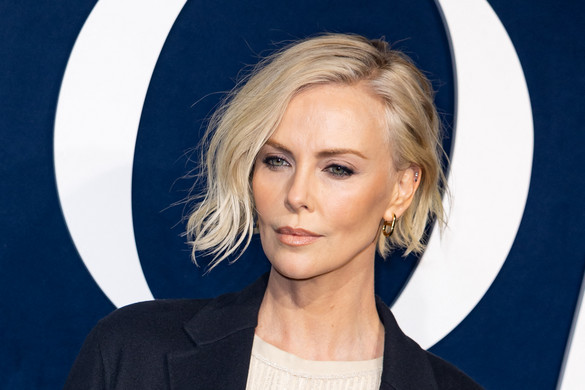 Charlize Theron: Nem a sebészem rossz, csak öregszem