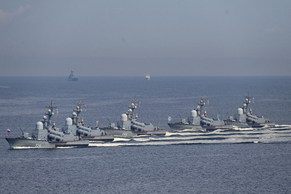Orosz és kínai hadihajók keltettek riadalmat az Egyesült Államokban