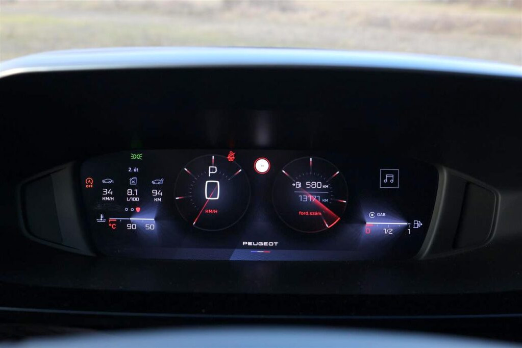 Fotó: SportVerda Peugeot 308 SW műszerfal