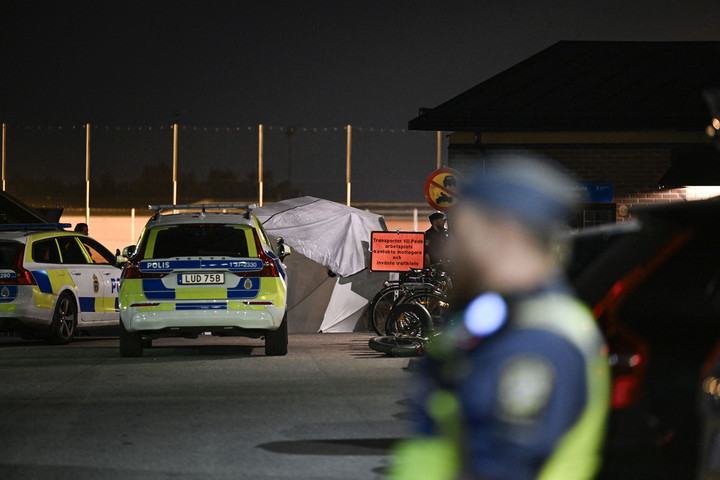 Fotó: AFP/TT News Agency/Pontus Lundahl A svéd kormány belátta, hogy a bevándorlás okozza az országban az erőszakhullámot, a fegyveres bandatámadásokat
