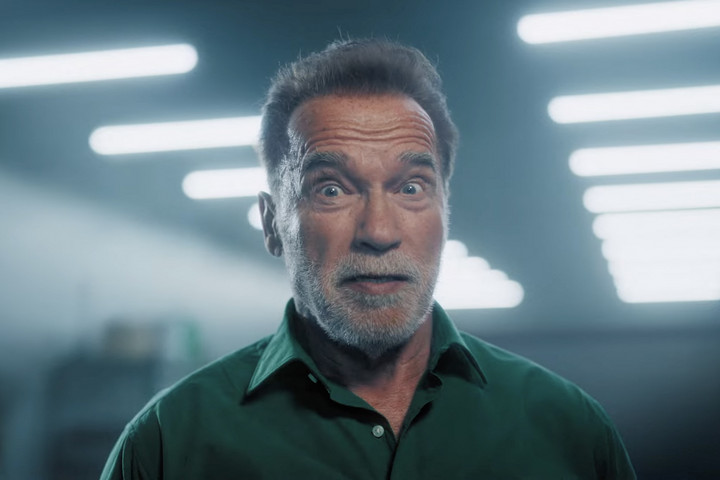 Így még sohasem pofozták fel Schwarzeneggert – VIDEÓ