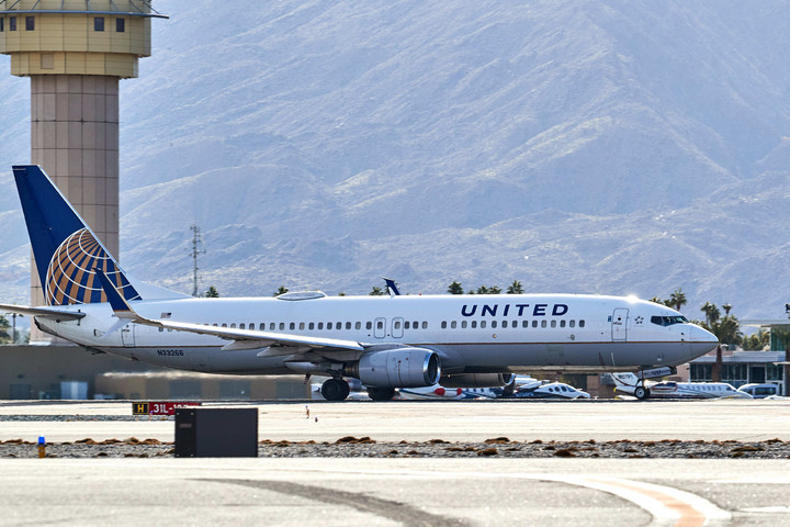 Az összes gépének felszállását leállította a United Airlines