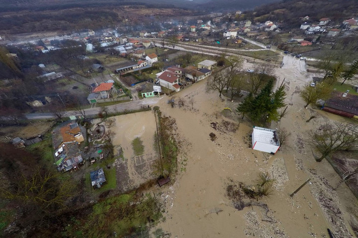 Fotó: NurPhoto via AFP/NurPhoto/Impact Press Group Szállodák és lakóépületek kerültek víz alá heves esőzések miatt Bulgária fekete-tengeri partvidékén