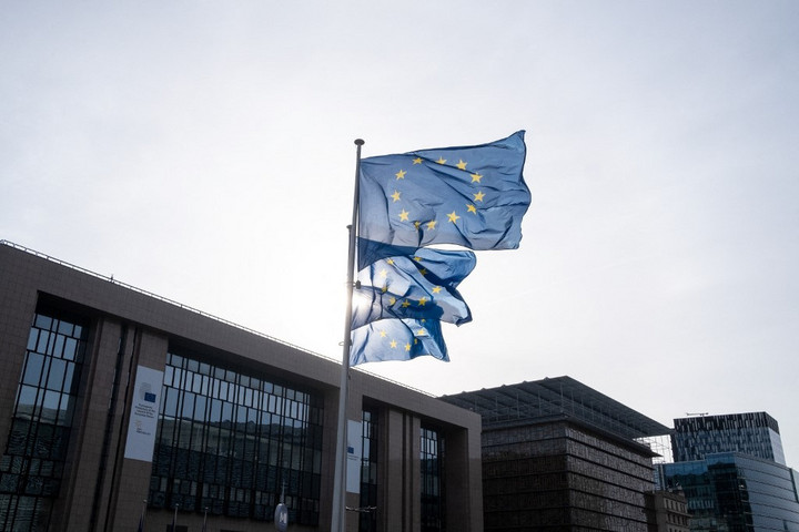Fotó: Hans Lucas via AFP/Martin Bertrand Politico: Az EU nem adhatna több fegyvert Ukrajnának a saját készleteiből