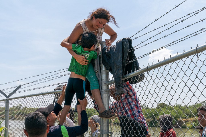 Fotó: AFP/Suzanne Cordeiro ENSZ: Az amerikai–mexikói határ a világ leghalálosabb szárazföldi migrációs útvonala