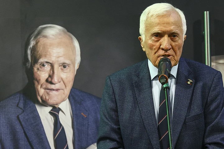 Fotó: fradi.hu Nyolcvanöt éves Rákosi Gyula, olimpiai és Európa-bajnoki bronzérmes labdarúgó