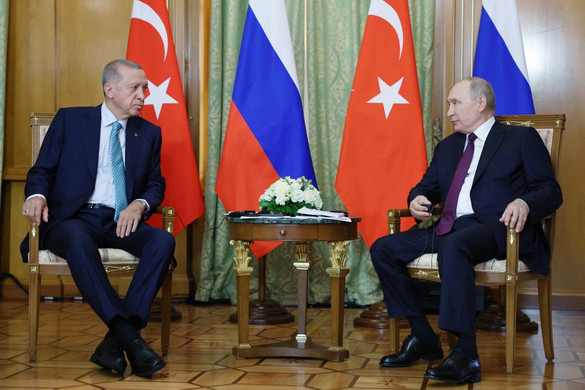 Erdogan: Együttműködöm Oroszországgal, nincs okom, hogy ne bízzak bennük