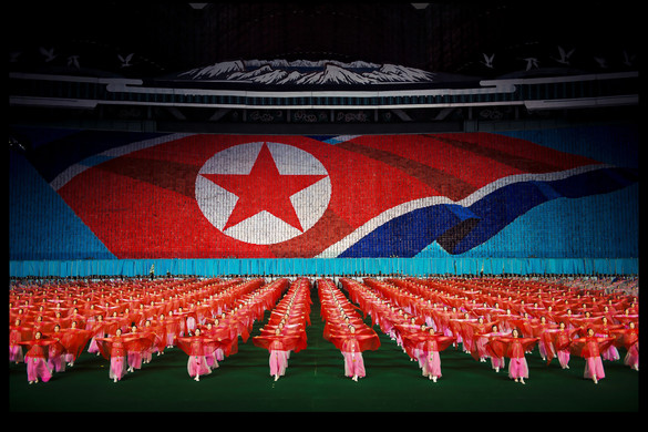 Az orosz és a kínai együttműködés jegyében ünnepelt Észak-Korea + VIDEÓ