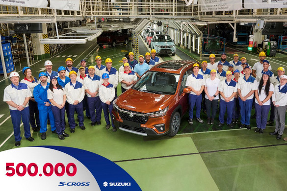 Esztergomban elkészült az 500 ezredik S-CROSS