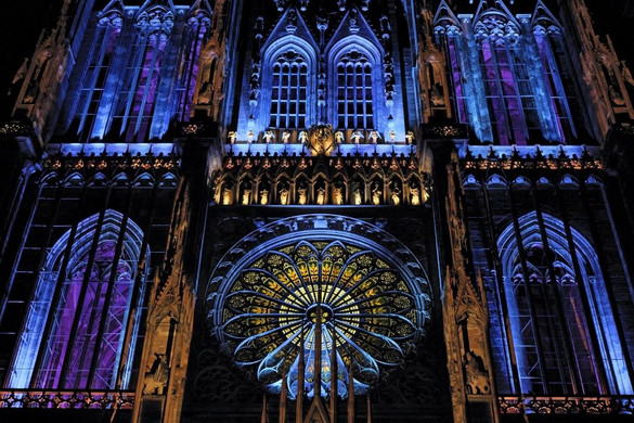 Feljelentették az aukciósházat a Notre-Dame miatt