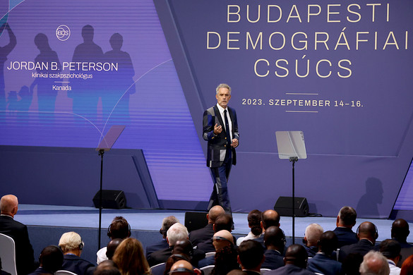 Jordan B. Peterson: Az egyedül létezés pokol