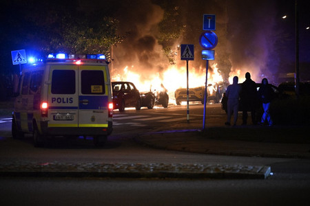 Véres háborút robbantottak ki Svédországban<br> a migránsbandák