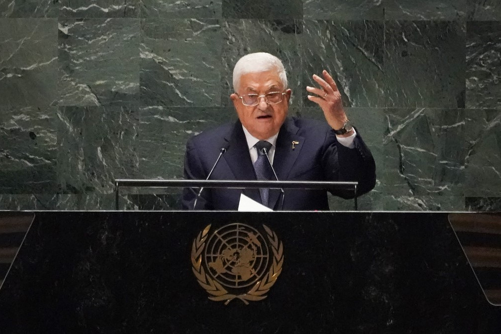 Mahmúd Abbász: Izrael megsemmisítő háborút folytat a Gázai övezetben