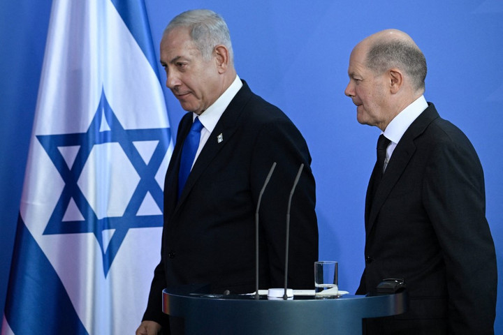 Fotó: AFP/Tobias Schwarz Olaf Scholz szemtanúja volt a robbanásoknak izraeli látogatása során + VIDEÓ