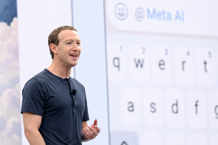 Fotó: AFP/Josh Edelson Veszélybe sodorhatja Zuckerberg az emberiséget