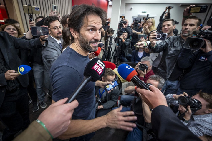 Fotó: AFP/Tomas Benedikovic A békére szavaz immár Pozsony is