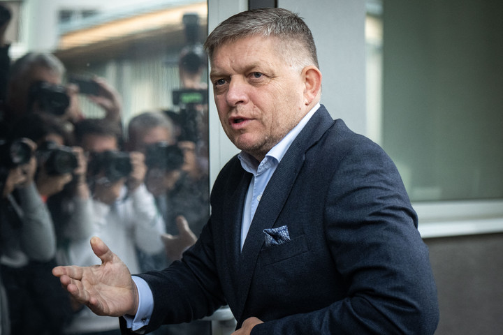 Fotó: AFP/Vladimir Simicek Aggódik az ukrán politikus, szerinte Fico személyében „mini-Orbán” kerülhetett Szlovákia élére